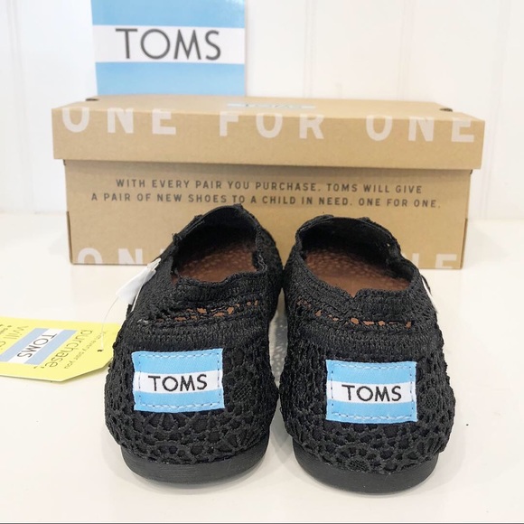 NIB TOMS Classic Black Moroccan Crochet - Picture 3 of 6